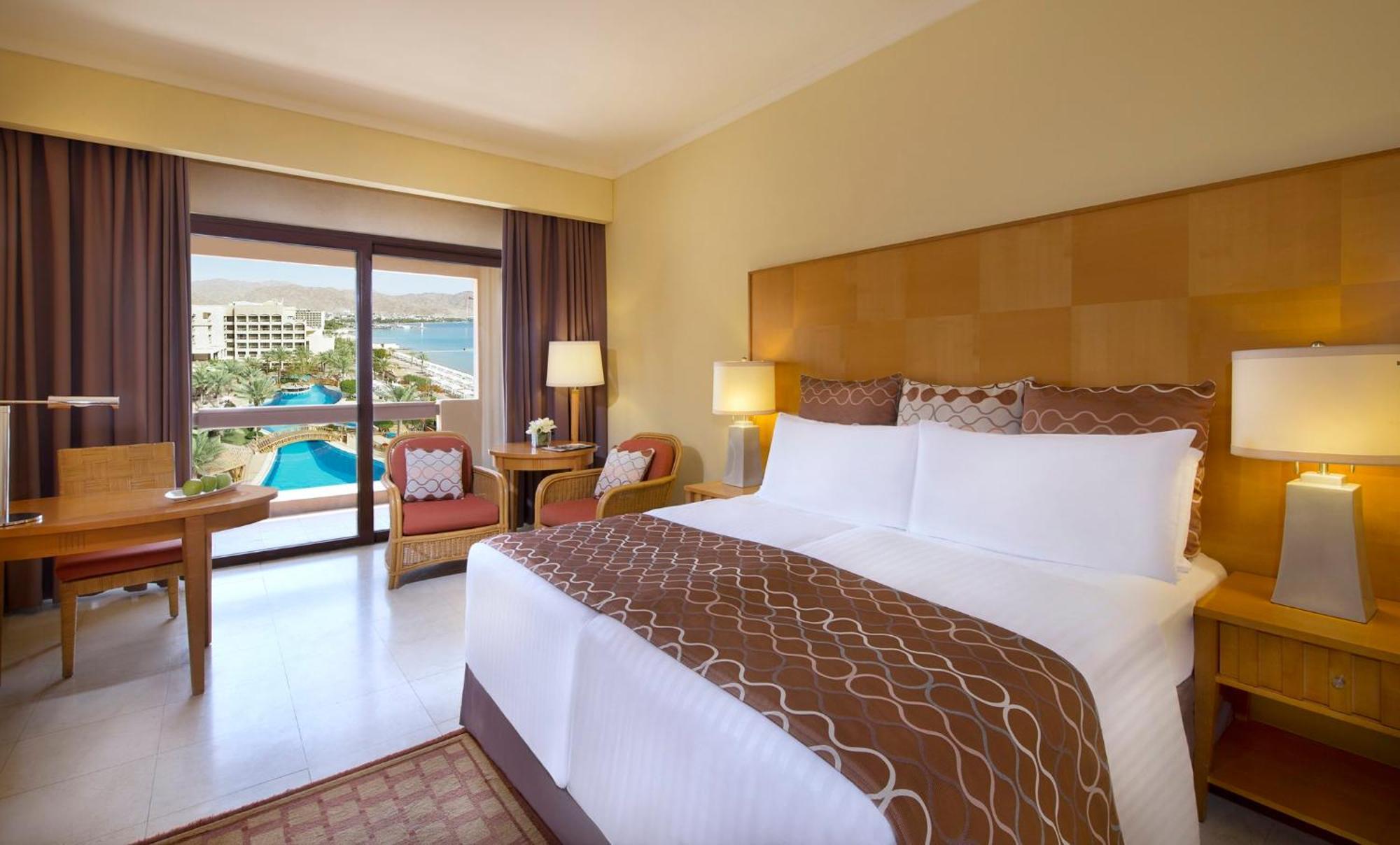 Complex Intercontinental By Ihg 5*